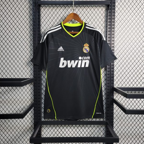 camiseta retro Real Madrid 2010 visitante