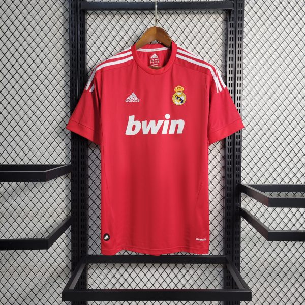 camiseta retro Real Madrid 2011 alternativa