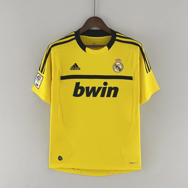 camiseta retro real madrid 2011 local